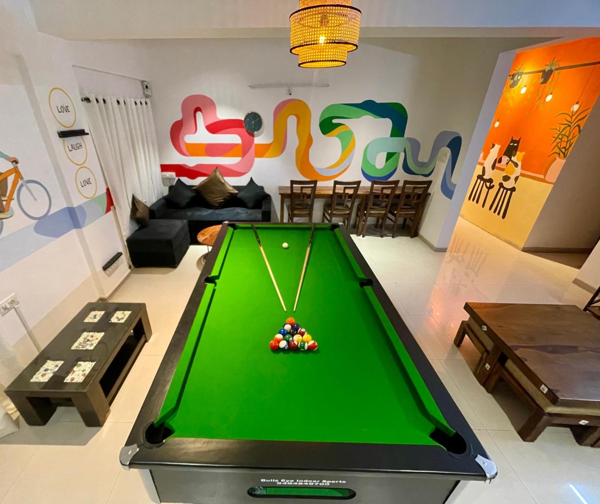 Hoshtel99 - Lux - Stay, Cowork And Cafe - Luxurious Bungalow Pune Bagian luar foto