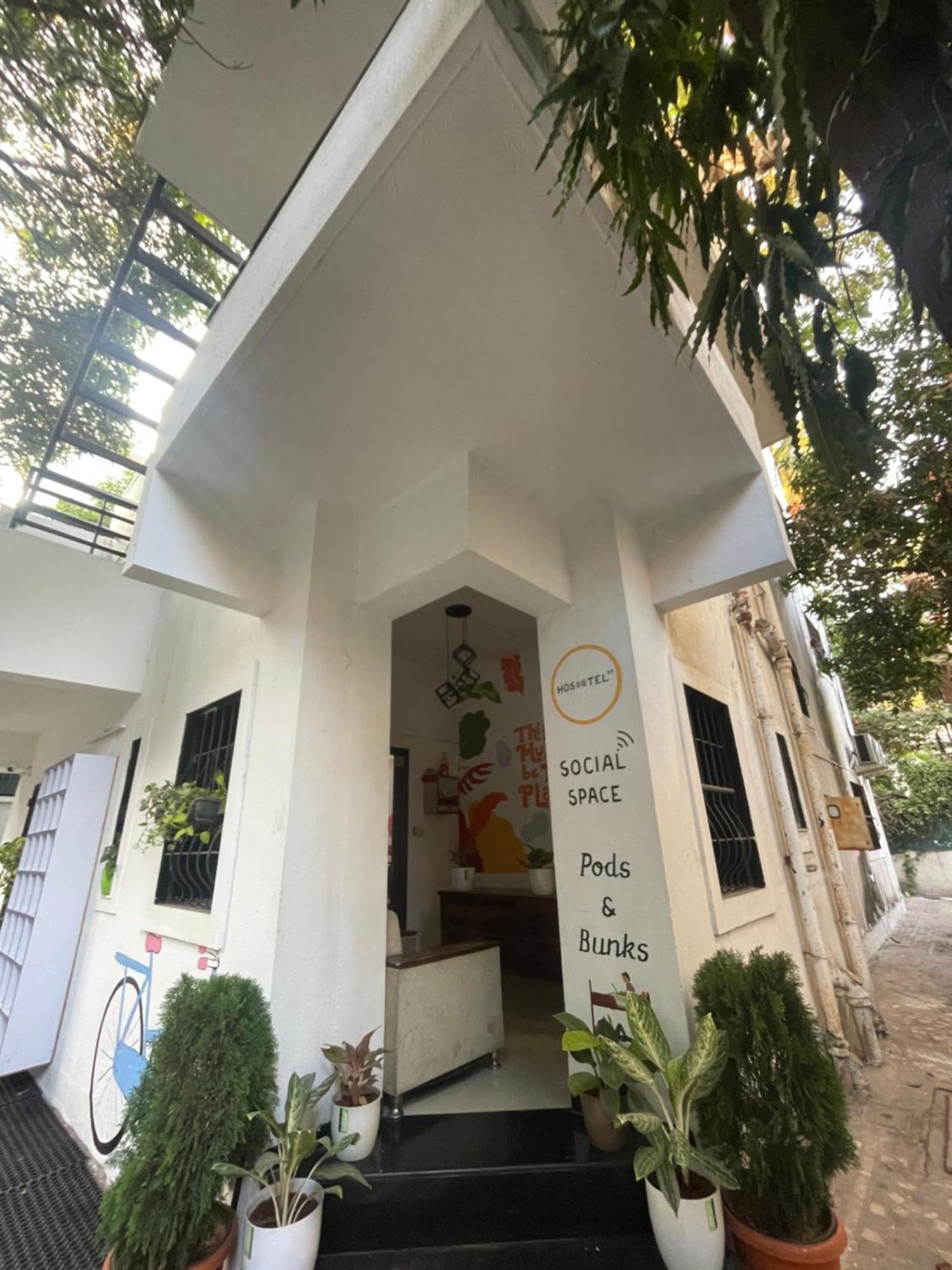 Hoshtel99 - Lux - Stay, Cowork And Cafe - Luxurious Bungalow Pune Bagian luar foto